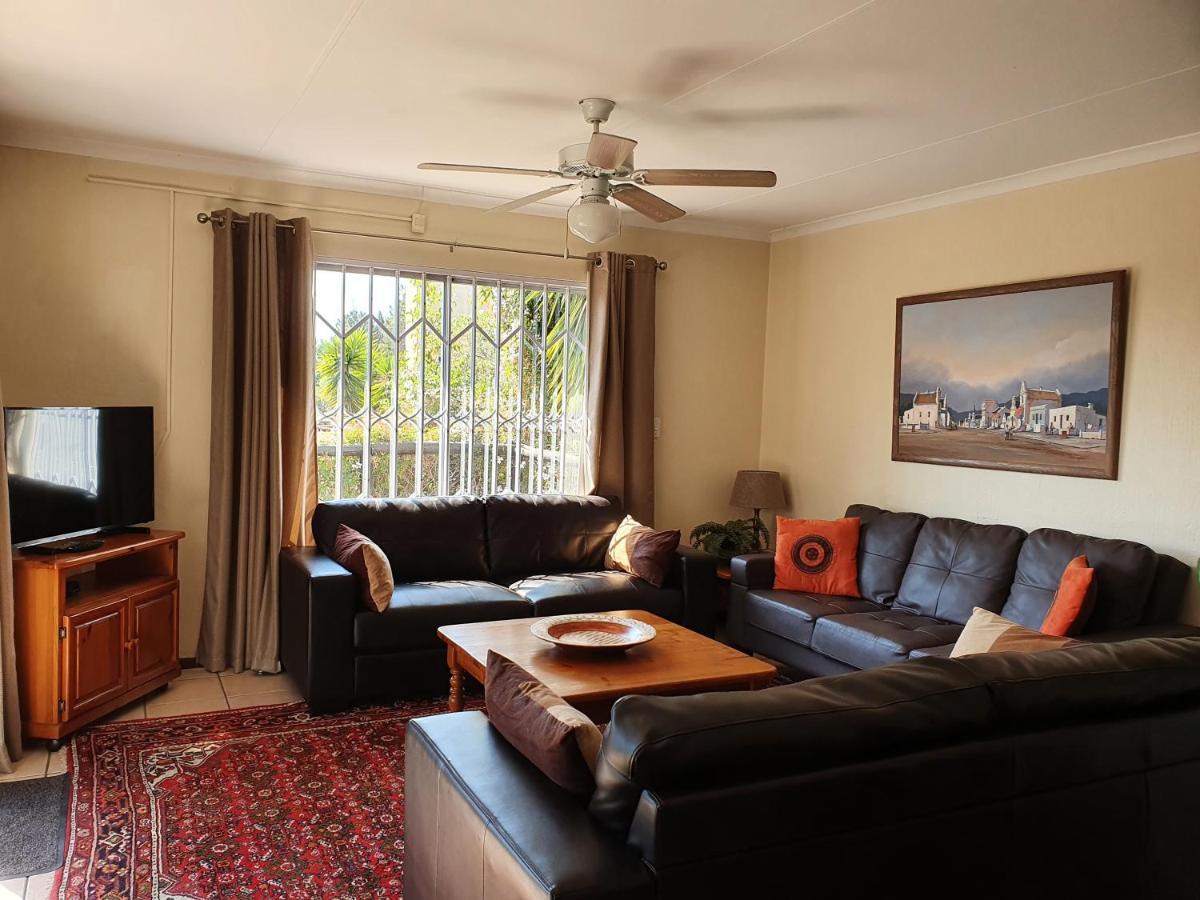 Pine Tree Lodge Midrand Exterior photo